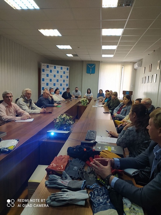 Для руководителей и специалистов организаций 
города проведен семинар по охране труда