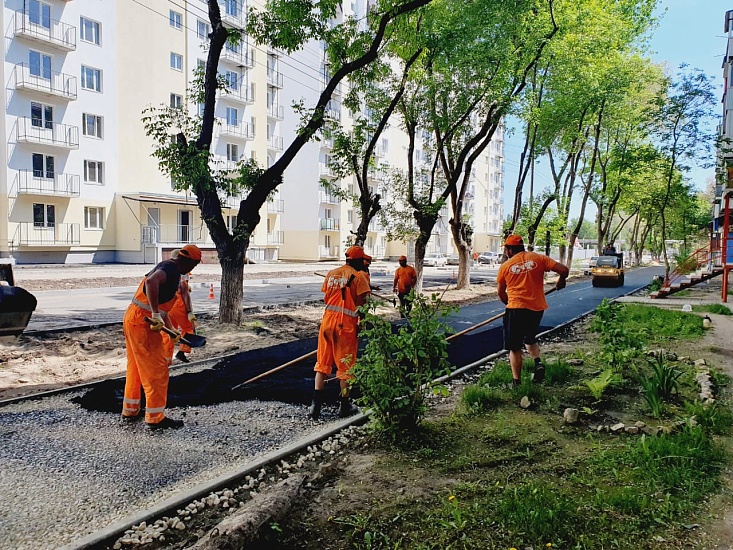 В Заводском районе продолжаются работы 
по благоустройству