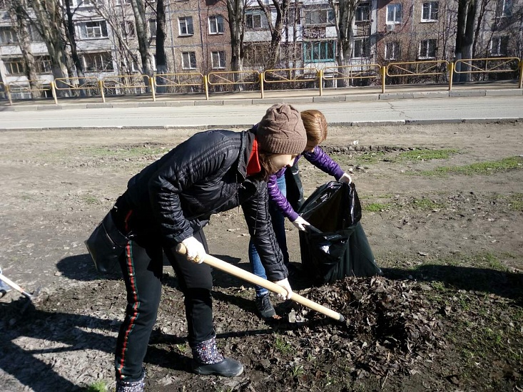Ведутся работы по благоустройству Ленинского 
района