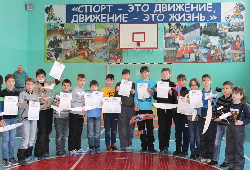 В Саратове прошли открытые городские соревнования 
по авиамоделированию