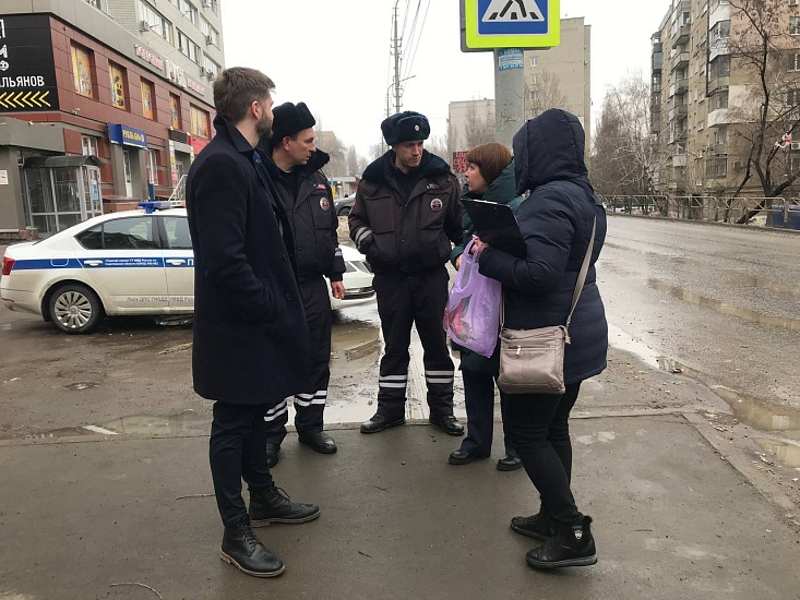 В Кировском районе состоялось выездное 
мероприятие по профилактике нарушений правил дорожного движения