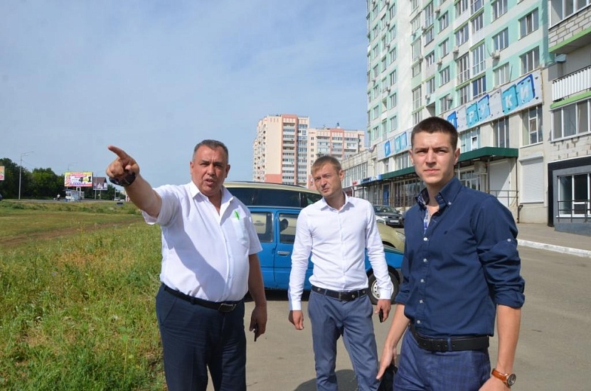 Общественник отметил работу муниципалитета 
по пресечению парковки на зеленых зонах