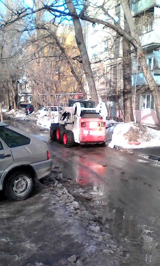 В Кировском районе работает «горячая линия» 
по вопросам жилищно-коммунального хозяйства