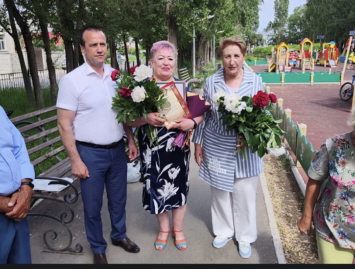 В Волжском районе наградили победителя 
регионального конкурса «Лучшая практика работы Территориального общественного самоуправления Саратовской области»
