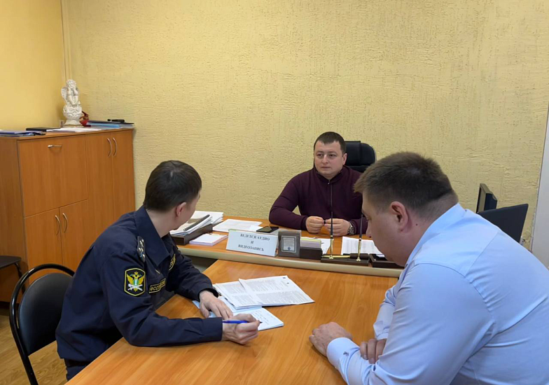 В Заводском районе усилят контроль за исполнением 
судебных решений об устранении препятствий в пользовании земельными участками