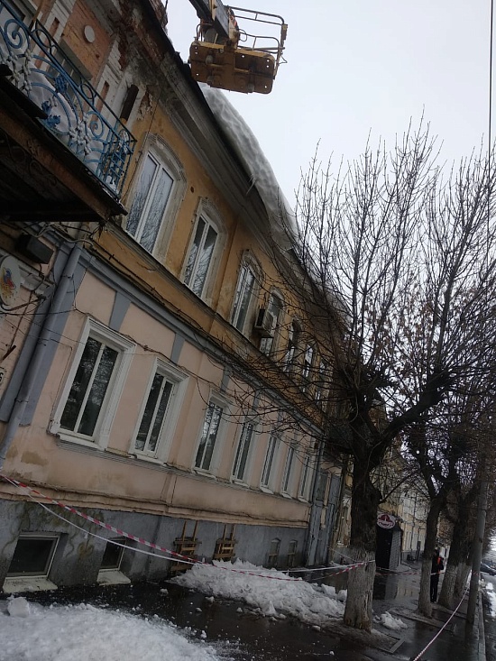 В Волжском районе осуществляется контроль 
за деятельностью управляющих организаций