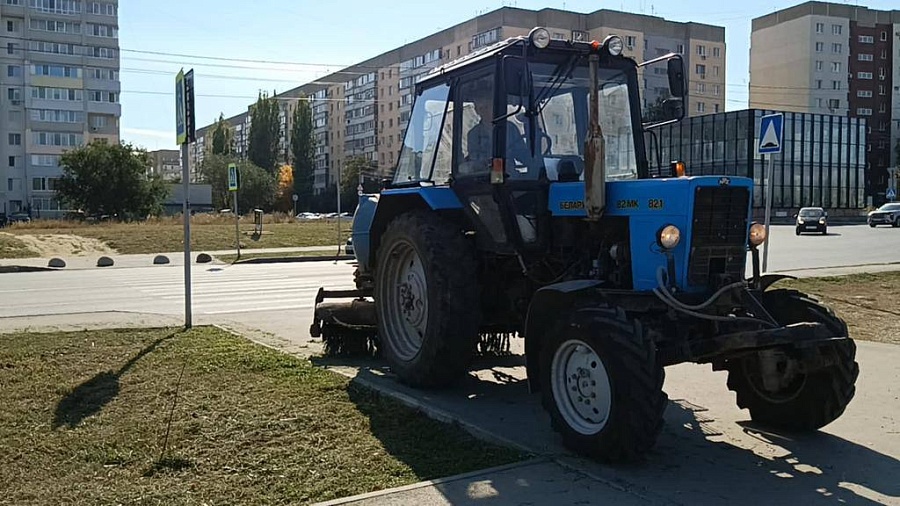На территории Волжского района продолжаются 
мероприятия по благоустройству