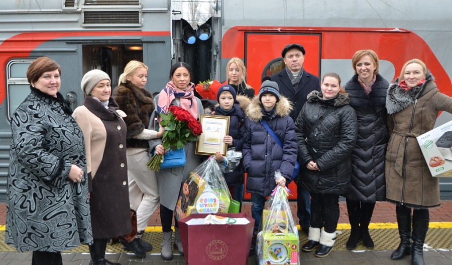 Саратовская семья оказалась в числе победителей 
Всероссийского конкурса «Семья года» и удостоилась встречи с Владимиром Путиным