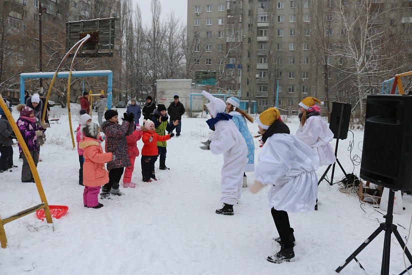 В Заводском районе состоялись «Забавы 
Зимушки-зимы»