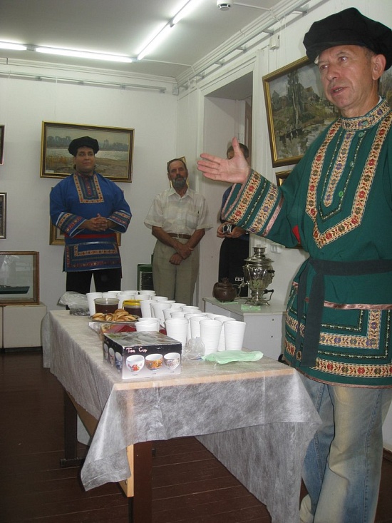 В Музее-усадьбе Н.Г. Чернышевского состоялась 
летняя встреча Городского чайного клуба «Отчаянный»