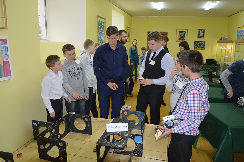 В Саратове состоялся «Робоквест»