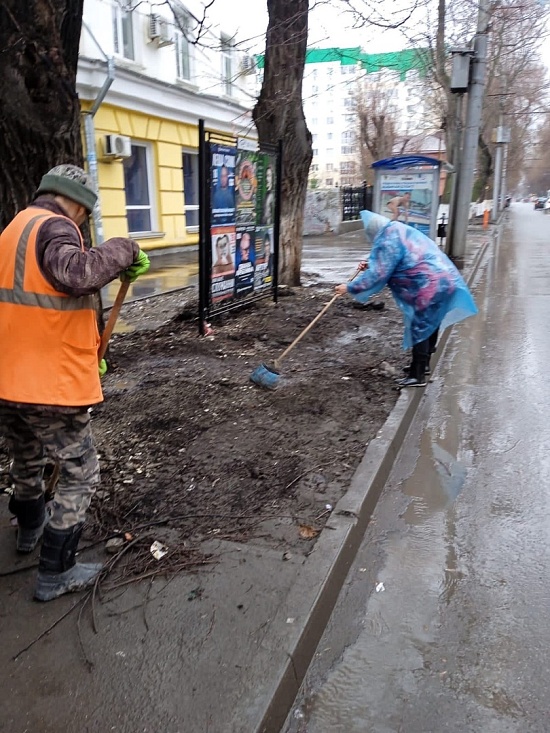 Продолжаются мероприятия в рамках объявленного 
месячника по благоустройству на территории Октябрьского района