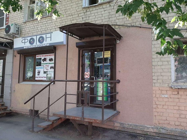 На территории Октябрьского района выявили 
незаконные рекламные конструкции и вывески
