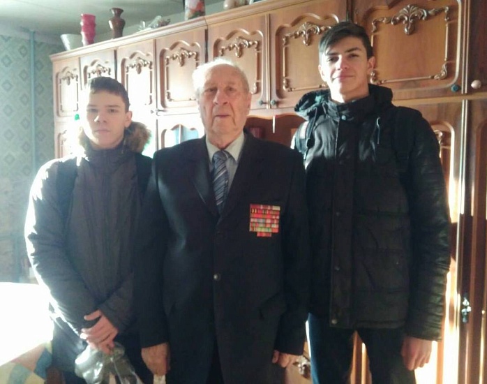 Волонтеры Волжского района провели акцию 
«Ветерану Сталинграда»