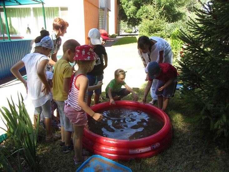 Для детей организовали занятие «В гостях 
у Феи воды»