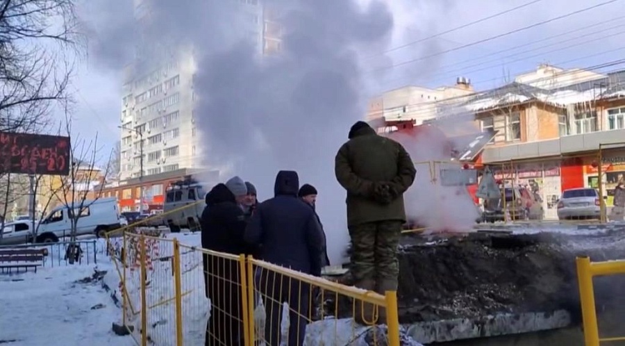Игорь Струков провел объезд территории 
Кировского района
