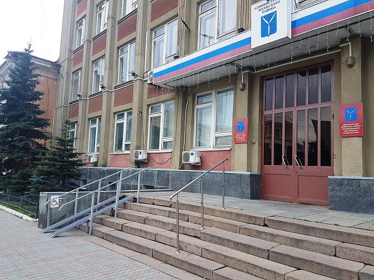 В администрации Волжского района подведены 
итоги весенних работ по благоустройству