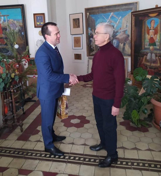 Глава Волжского района Владимир Бьятенко 
поздравил Почетного гражданина Саратова Анатолия Учаева