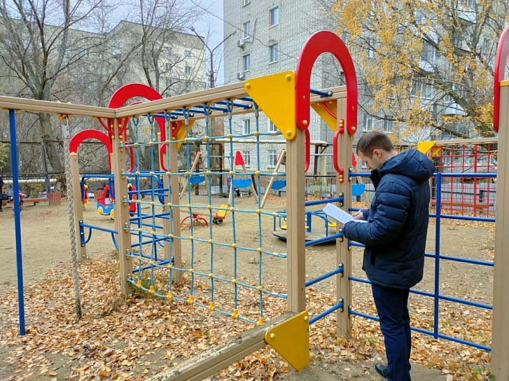 Во Фрунзенском районе провели инвентаризацию 
детских и спортивных площадок