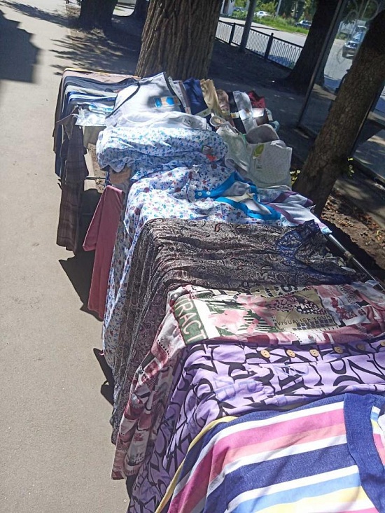 В Октябрьском районе продолжаются мероприятия 
на предмет выявления фактов несанкционированной торговли
