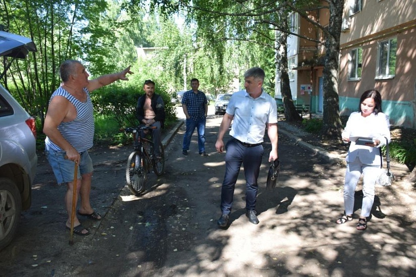 ООО «Саратовская РЭС» и ООО «УК Фрунзенская» 
объявлены предостережения о недопустимости нарушений
