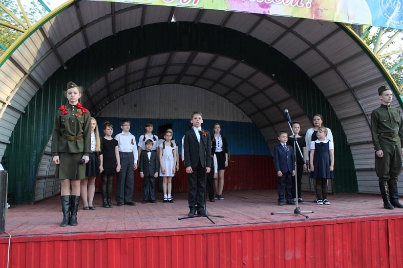 В сквере Дружбы народов состоялись концерты, 
посвященные празднованию Дня Победы