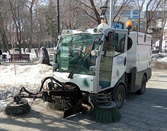 Парк городской коммунальной техники пополнят 
12 вакуумных уборочных машин