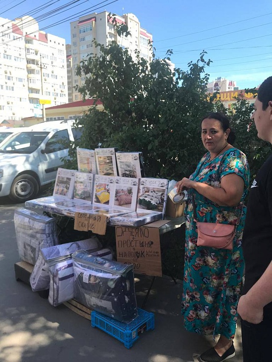 В Волжском районе продолжаются рейды по 
выявлению точек незаконной торговли