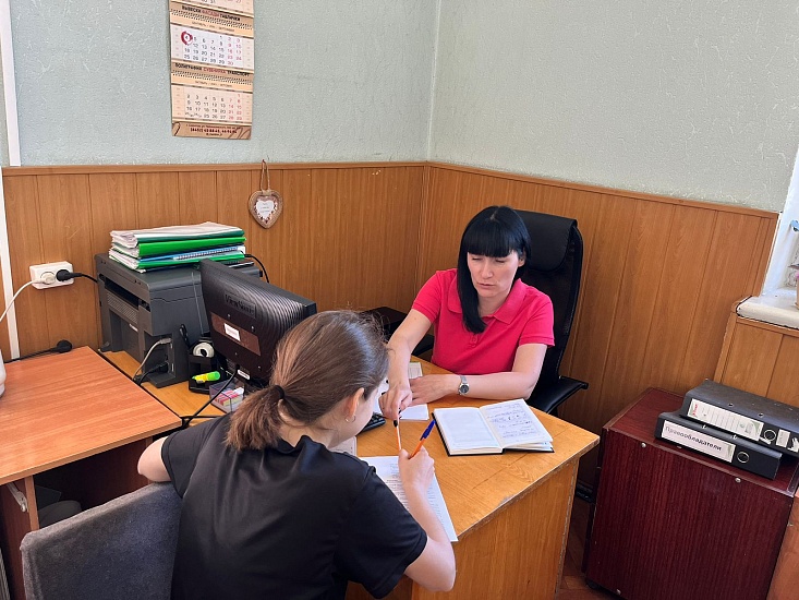 На территории Октябрьского района продолжается 
активная работа по вопросу защиты прав потребителей