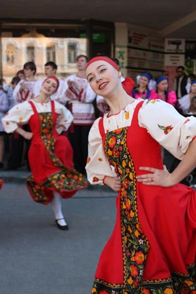 На проспекте Кирова состоится театрализованная 
программа «Салют, Победа!»