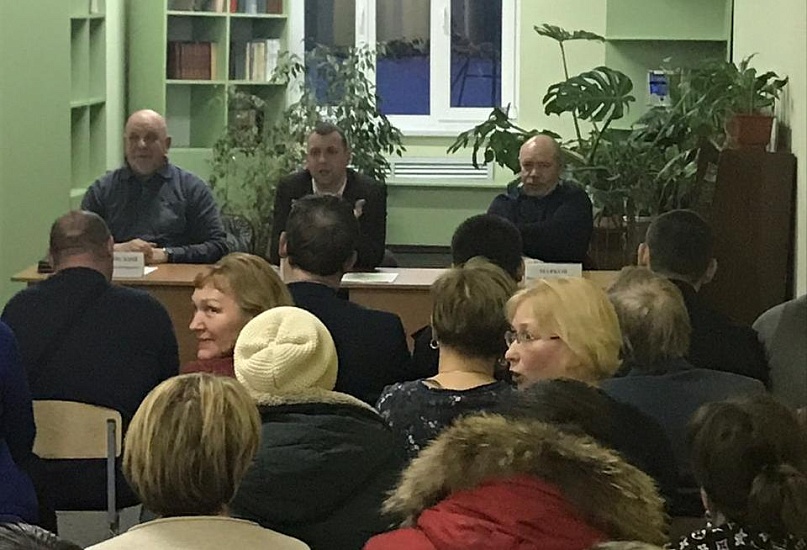 Глава администрации Волжского района встретился 
с жителями