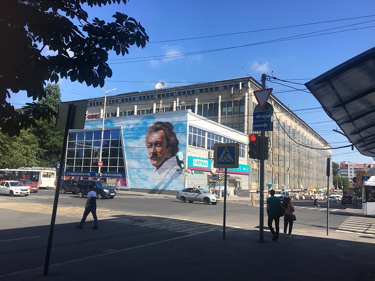 На двух перекрестках Саратова появится 
«вафельная» разметка