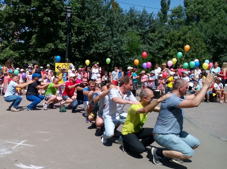 В Детском парке выбирали «Самого лучшего 
папу»