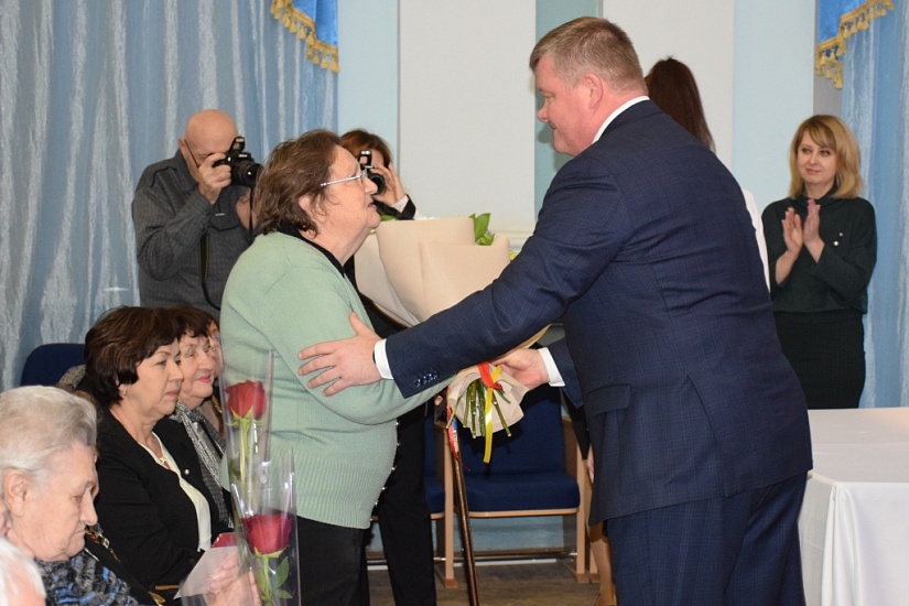 Состоялось торжественное мероприятие, 
посвященное Дню полного снятия блокады города Ленинграда и победе в Сталинградской битве