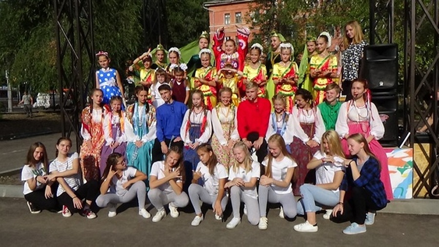 В сквере Дружбы народов прошли веселые 
выходные