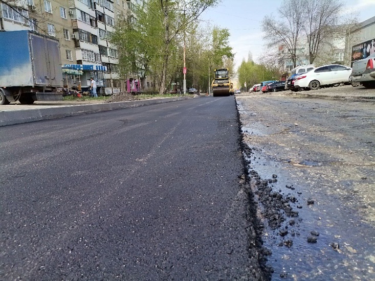 Дневник благоустройства. В Саратове продолжается 
ремонт дорог за счет средств нацпроекта «Безопасные качественные дороги»