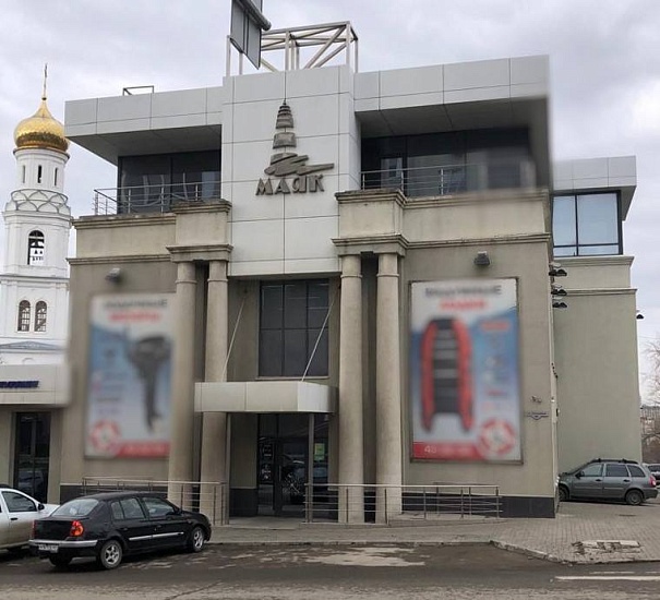  В Саратове выявили нарушения Правил благоустройства фасадов и вывесок