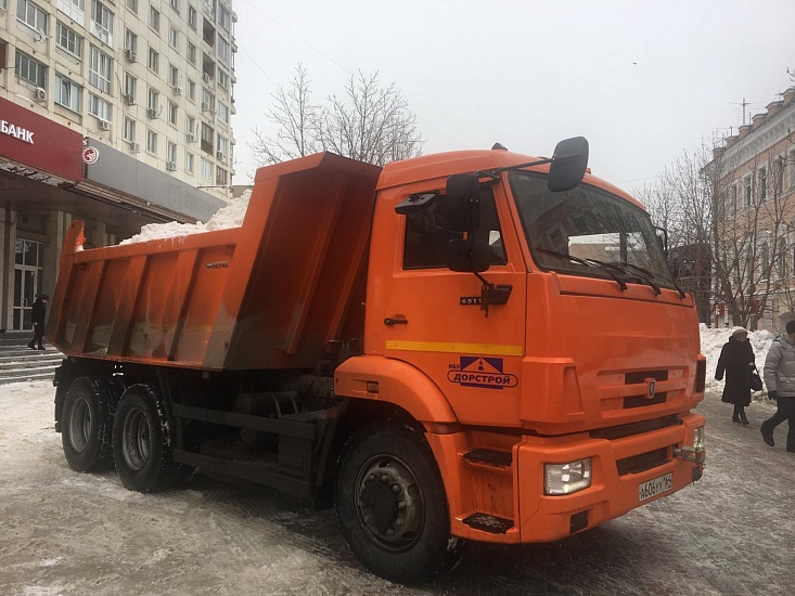 С начала зимнего периода вывезено более 
810 000 куб.м снега