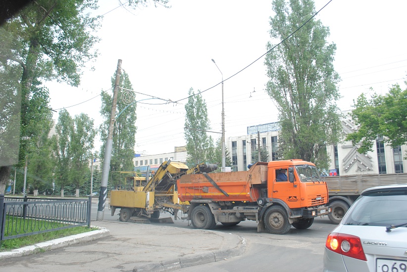 В Ленинском районе благоустраивают улицы