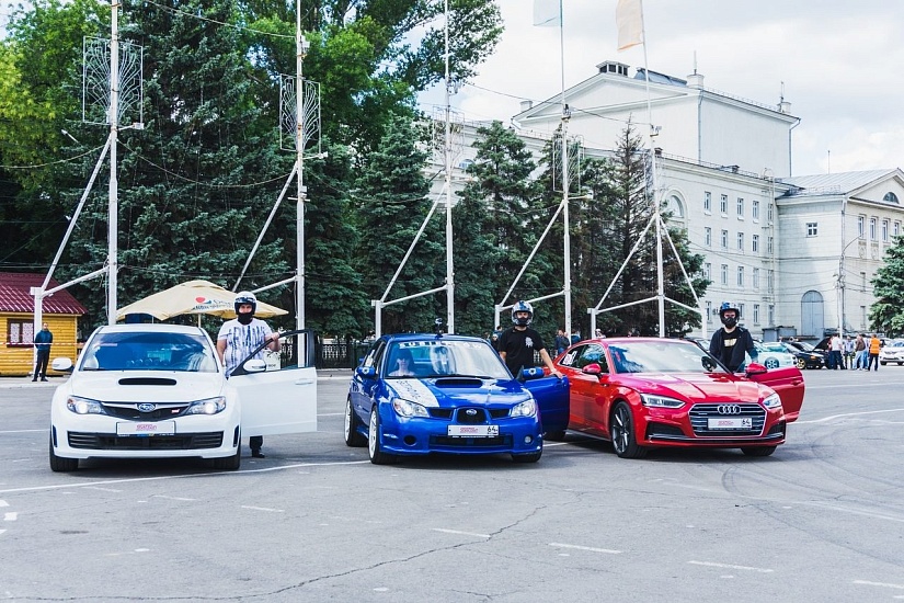 В Саратове состоялся шоу-конкурс водительского 
мастерства в формате «спринт-слалом»