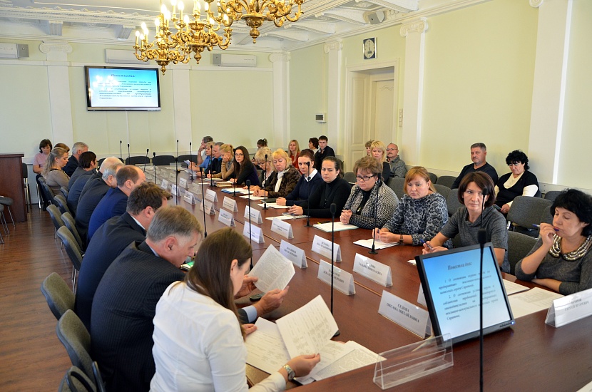 Состоялось очередное заседание городской 
комиссии по охране труда