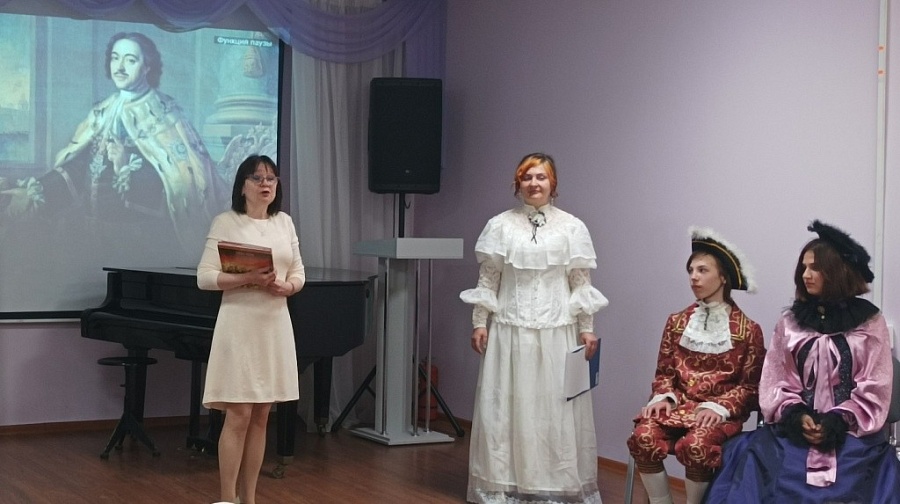 В Центральной городской библиотеке состоялась 
выставка «Эпоха славных дел»