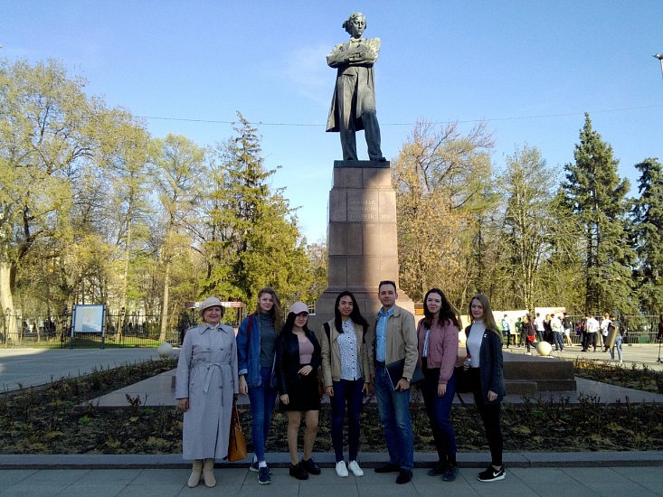 Городской центр им. П.А. Столыпина организовал 
экскурсию по проспекту Кирова