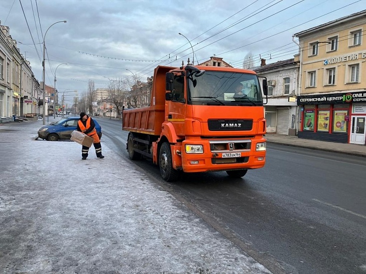 В Кировском районе продолжаются комплексные 
работы по благоустройству