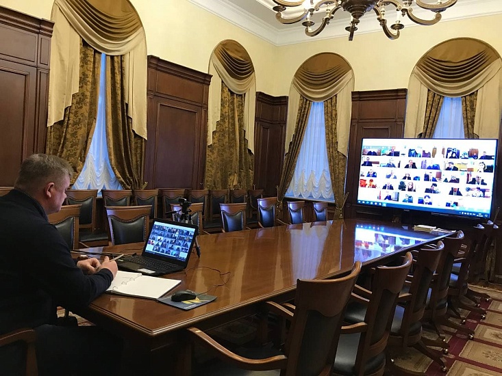 Михаил Исаев подчиненным: «У нас с вами 
выходных и праздников нет»