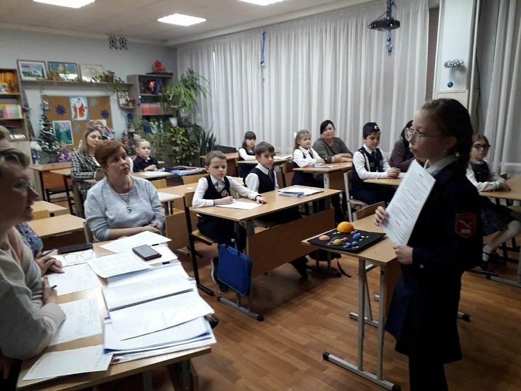 В Кировском районе состоялась научно-практическая 
конференция «Твой первый шаг в науку»