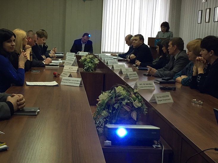 На ПДС при главе администрации Волжского 
района подвели итоги мероприятий по содействию занятости в 2016 году