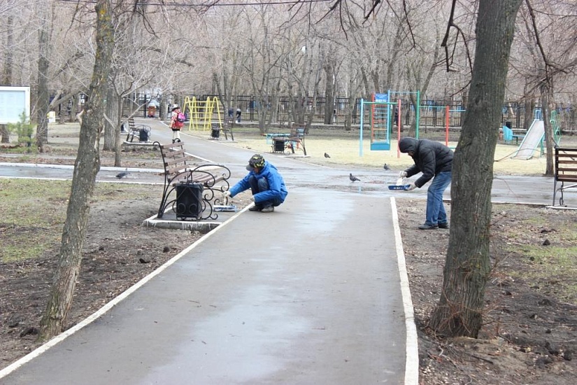 В Заводском районе состоялся санитарный 
день по благоустройству территорий района