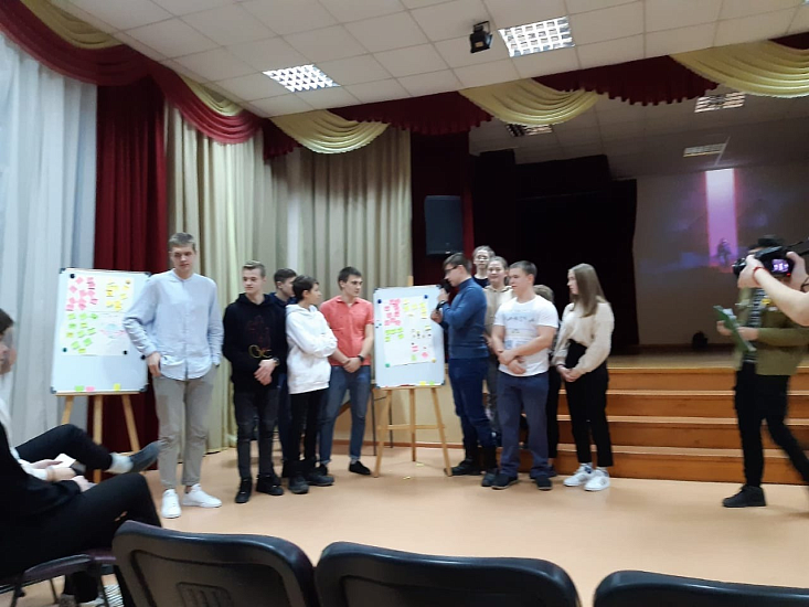 В Ленинском районе прошло собрание молодежного 
совета