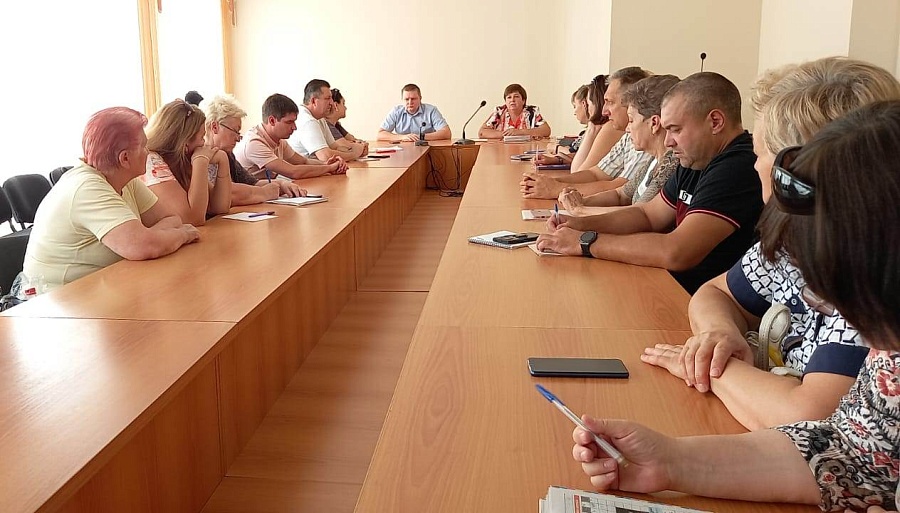В администрации Ленинского района состоялся 
штаб по подготовке к отопительному сезону